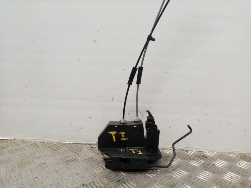 Recambio de cerradura puerta trasera izquierda para hyundai i10 referencia OEM IAM   