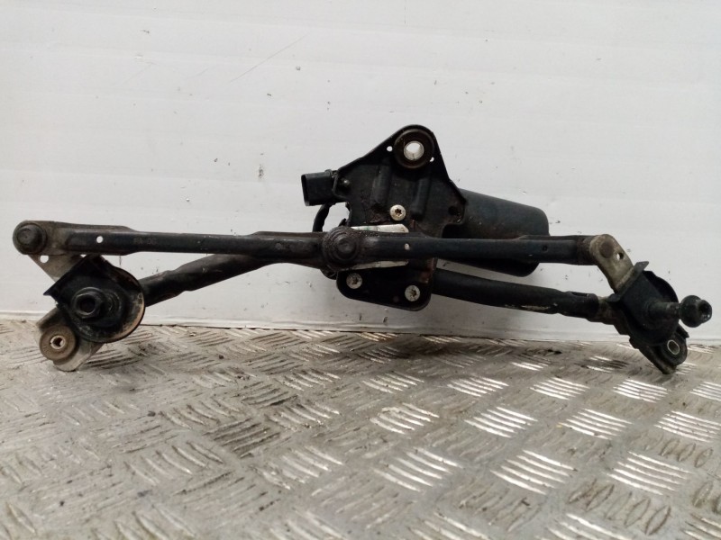 Recambio de motor limpia delantero para hyundai i10 referencia OEM IAM   