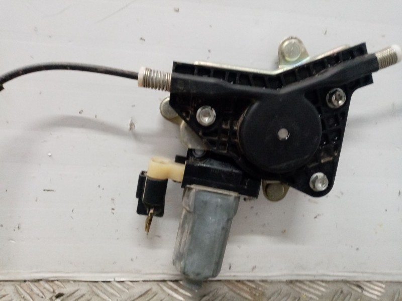 Recambio de elevalunas delantero izquierdo para hyundai i10 referencia OEM IAM   