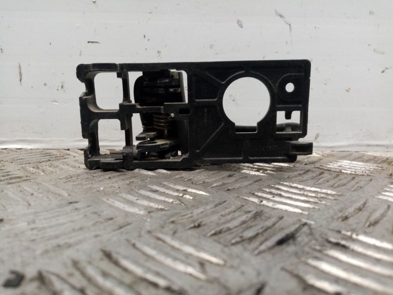 Recambio de maneta interior delantera derecha para hyundai i10 referencia OEM IAM   