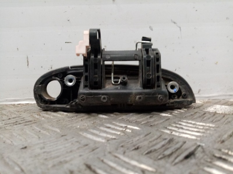 Recambio de maneta exterior delantera izquierda para hyundai i10 referencia OEM IAM   