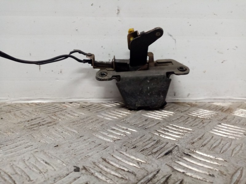 Recambio de cerradura maletero / porton para nissan sunny berlina (n14) 2.0 diesel referencia OEM IAM   