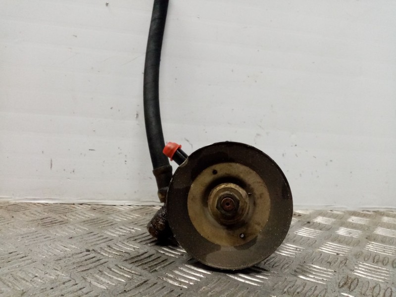 Recambio de bomba direccion para nissan sunny berlina (n14) 2.0 diesel referencia OEM IAM   