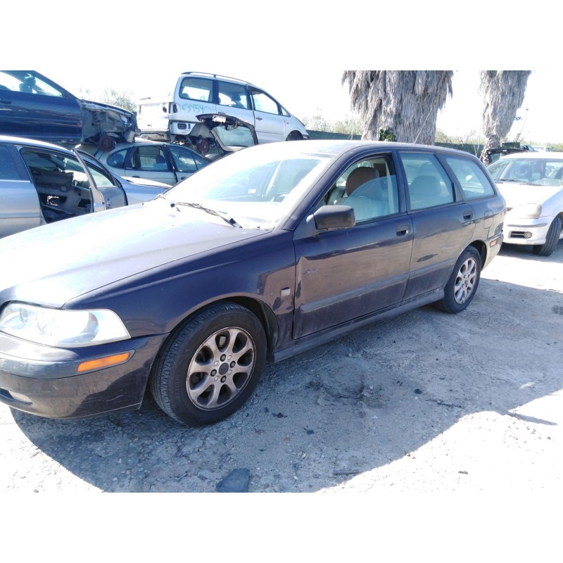 volvo v40 ranchera familiar (645) del año 1999