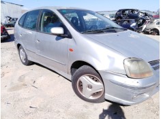 nissan almera tino (v10) del año 2000 2