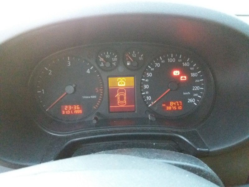 audi a3 (8l) 1.9 tdi   |   0.96 - ... | 1996 | 131 cv / 96 kw del año 1996