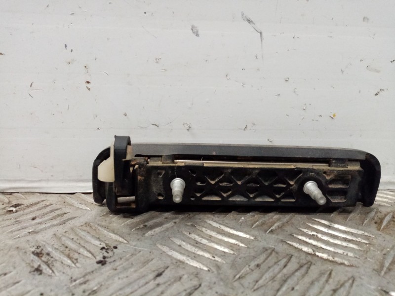 Recambio de maneta exterior trasera izquierda para nissan np300 pick-up (lcd22) double cab 4x4 referencia OEM IAM 826072S40A  