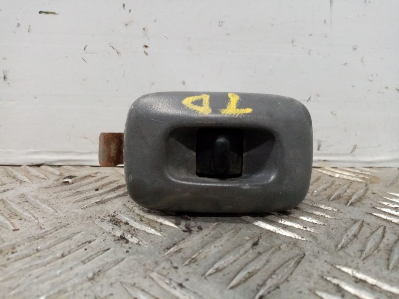 Recambio de mando elevalunas trasero derecho para nissan np300 pick-up (lcd22) double cab 4x4 referencia OEM IAM 254112S700  