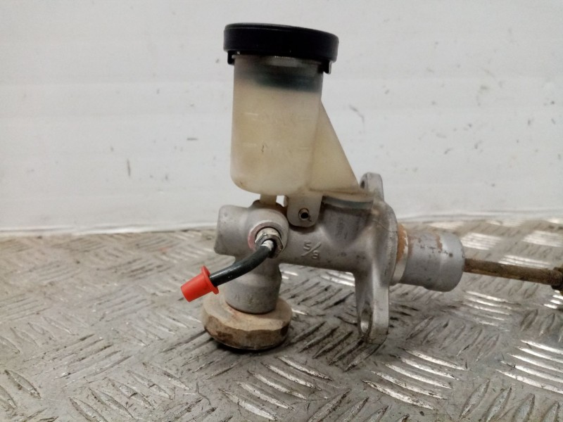 Recambio de bombin embrague para nissan np300 pick-up (lcd22) double cab 4x4 referencia OEM IAM 3062048P0B  