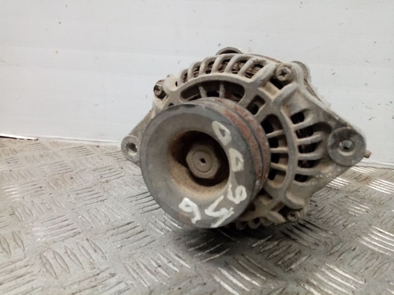 Recambio de alternador para nissan np300 pick-up (lcd22) double cab 4x4 referencia OEM IAM 23100VK010  