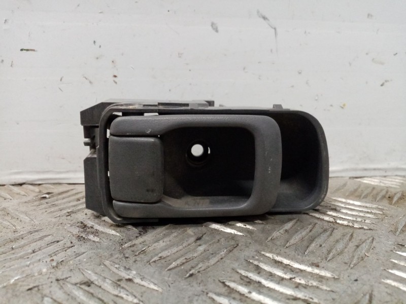 Recambio de maneta interior delantera izquierda para nissan np300 pick-up (lcd22) double cab 4x4 referencia OEM IAM 806712S41A  