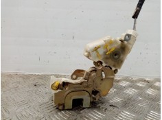 Recambio de cerradura puerta trasera izquierda para nissan terrano/terrano.ii (r20) 2.7 turbodiesel referencia OEM IAM    2