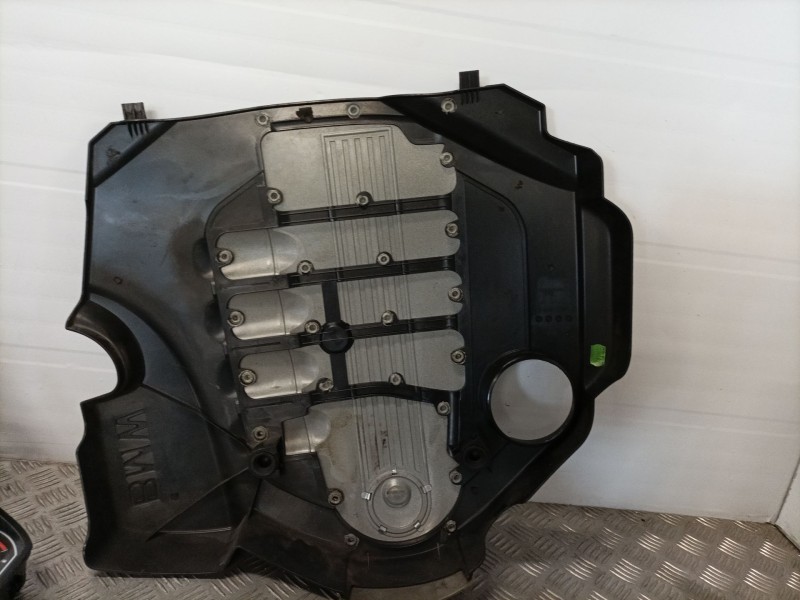 Recambio de tapa motor para bmw 1 (e87) 118 d referencia OEM IAM 11147797410  
