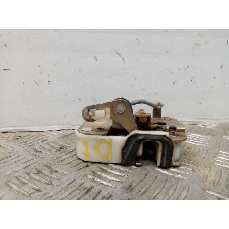 Recambio de cerradura puerta delantera izquierda para nissan vanette (c 220) vanette transporter referencia OEM IAM    Recambio de cerradura puerta delantera izquierda para nissan vanette (c 220) vanette transporter referencia OEM IAM