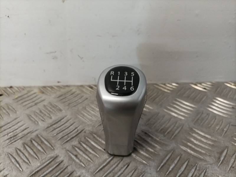 Recambio de pomo palanca cambio para bmw 1 (e87) 118 d referencia OEM IAM   