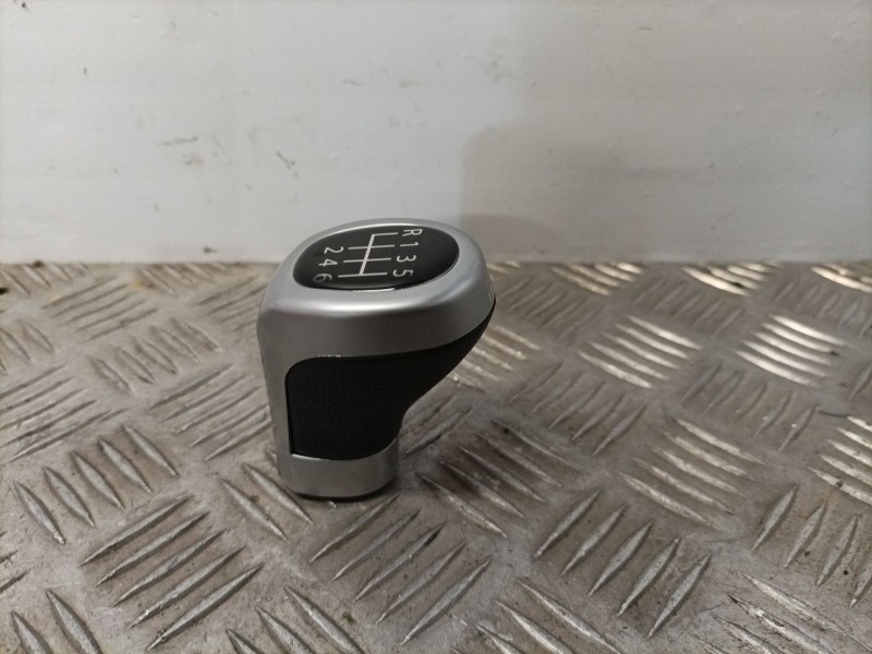 Recambio de pomo palanca cambio para bmw 1 (e87) 118 d referencia OEM IAM   