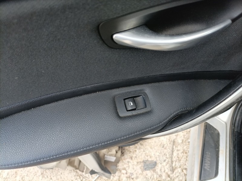 Recambio de mando elevalunas trasero izquierdo para bmw 1 (e87) 118 d referencia OEM IAM   