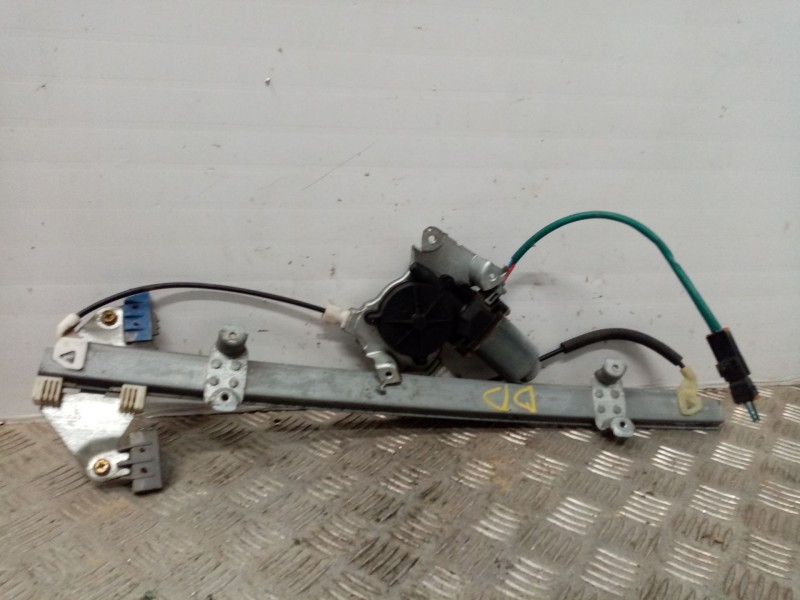 Recambio de elevalunas delantero derecho para nissan almera tino (v10m) básico referencia OEM IAM 400600T4  