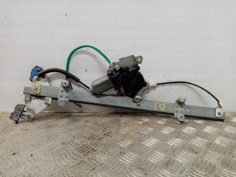 Recambio de elevalunas delantero izquierdo para nissan almera tino (v10m) básico referencia OEM IAM 400601T1  