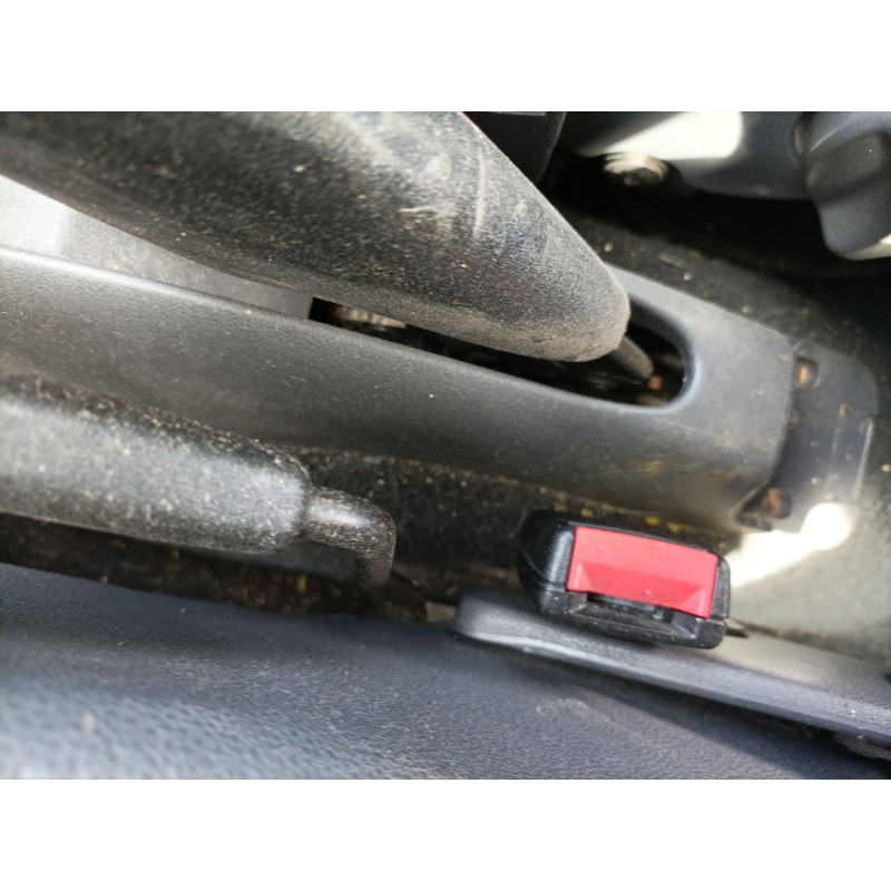 Recambio de pretensor airbag izquierdo para seat ibiza ii (6k1) 1.4 16v referencia OEM IAM 0  