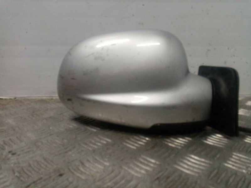 Recambio de retrovisor derecho para daewoo tacuma 2.0 cat referencia OEM IAM   