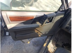 Recambio de guarnecido puerta delantera izquierda para chrysler jeep cherokee (j) referencia OEM IAM   