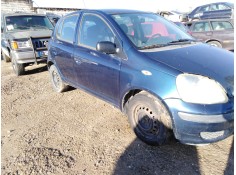 toyota yaris (_p1_) del año 2003