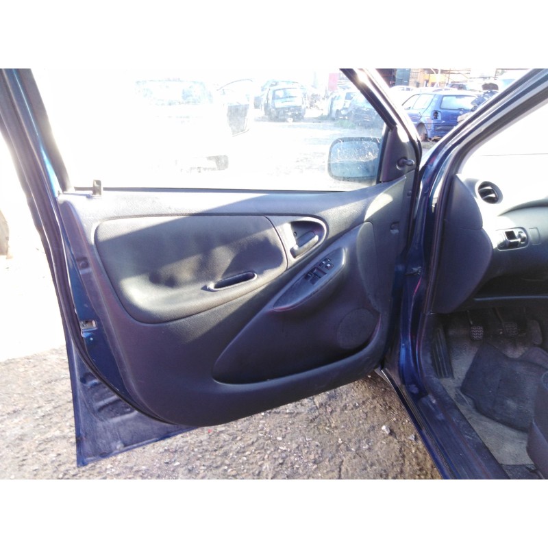 toyota yaris (_p1_) del año 2003