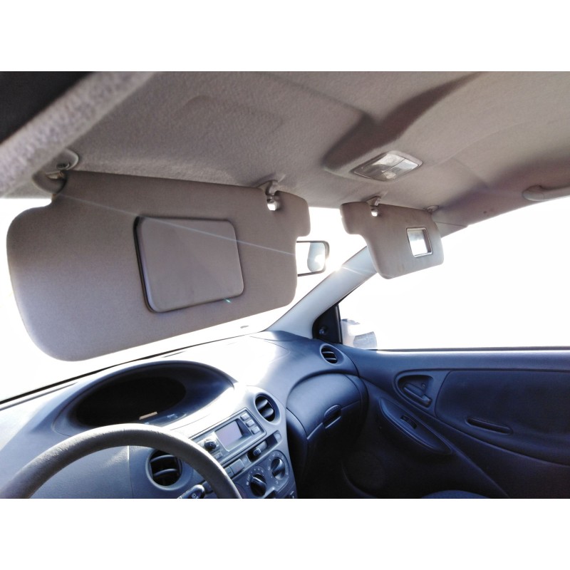 toyota yaris (_p1_) del año 2003