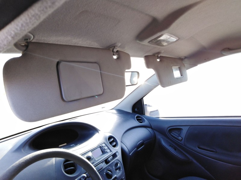 toyota yaris (_p1_) del año 2003