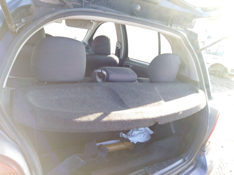 toyota yaris (_p1_) del año 2003