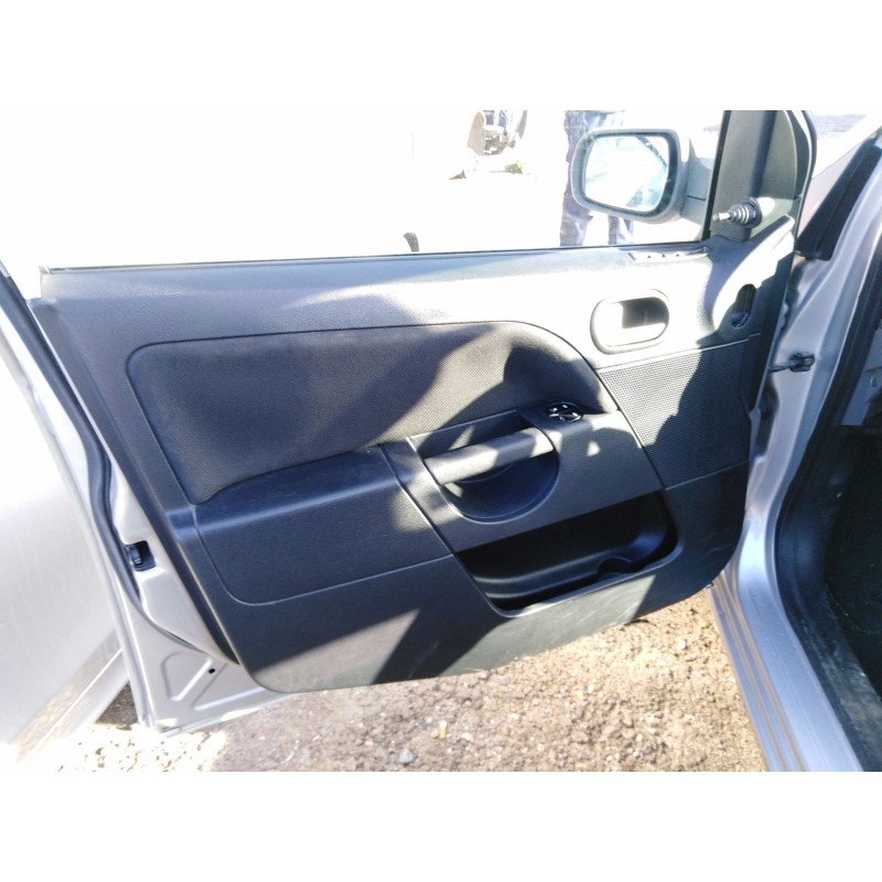 ford fiesta v (jh_, jd_) del año 2001