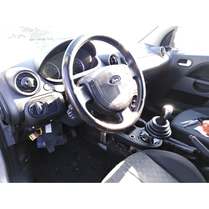 ford fiesta v (jh_, jd_) del año 2001