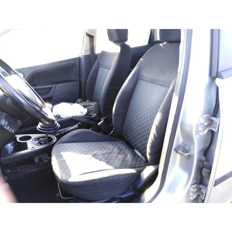 ford fiesta v (jh_, jd_) del año 2001