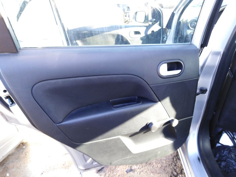 ford fiesta v (jh_, jd_) del año 2001