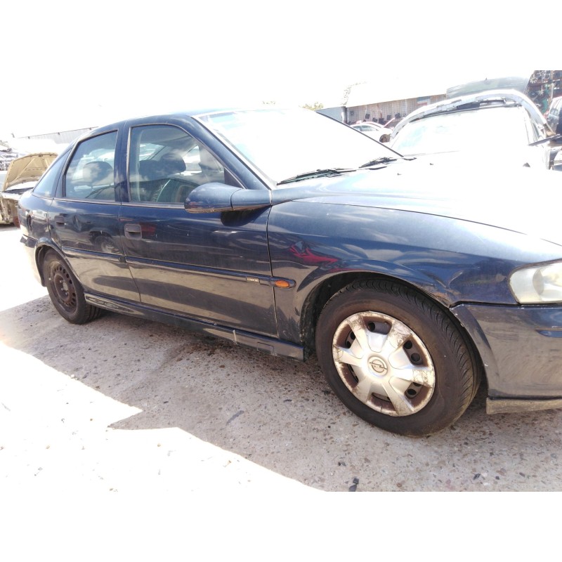 opel vectra b fastback (j96) del año 1997