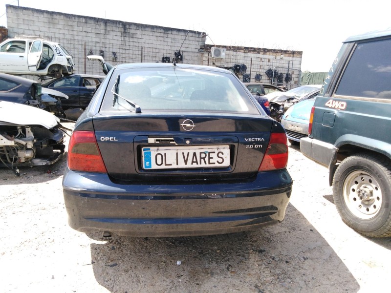 opel vectra b fastback (j96) del año 1997