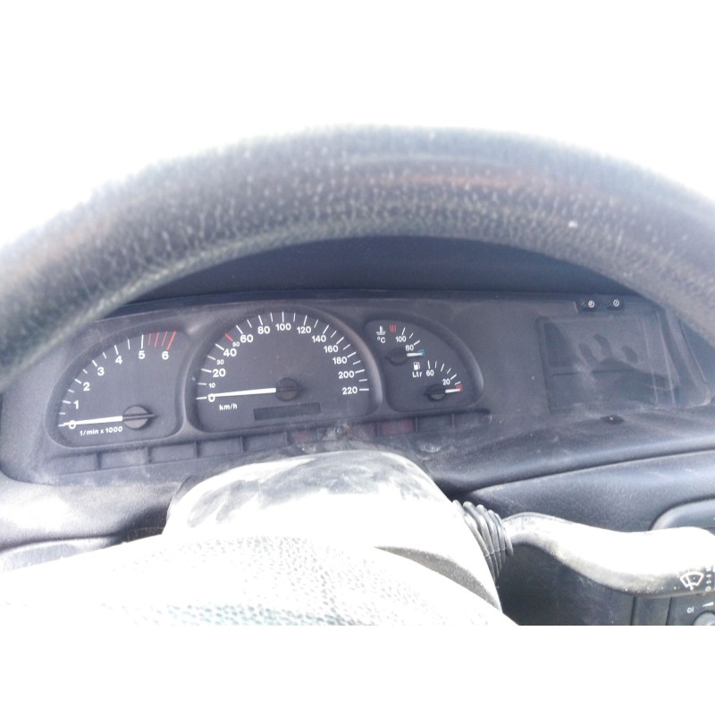 opel vectra b fastback (j96) del año 1997