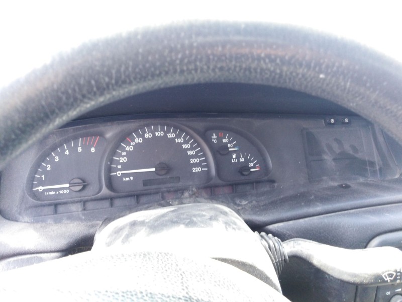 opel vectra b fastback (j96) del año 1997