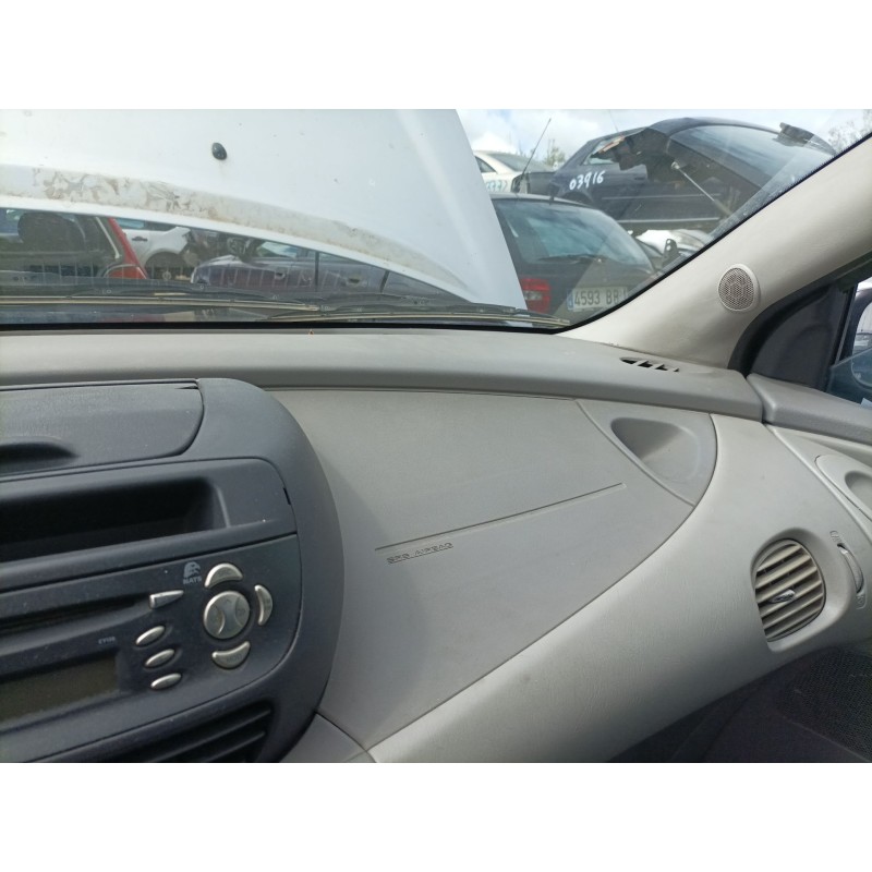 Recambio de airbag delantero derecho para nissan almera tino (v10) 2.2 dci referencia OEM IAM   