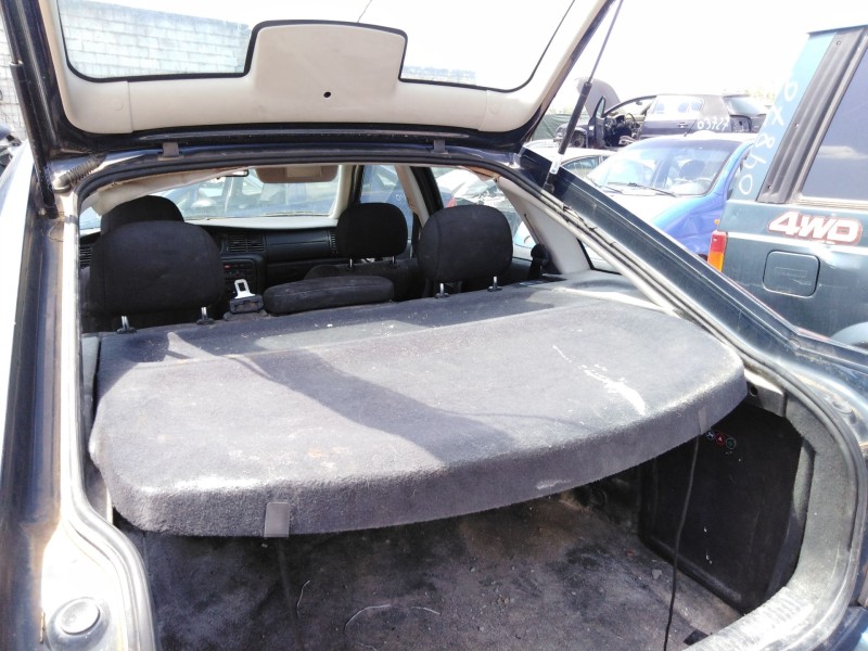 opel vectra b fastback (j96) del año 1997