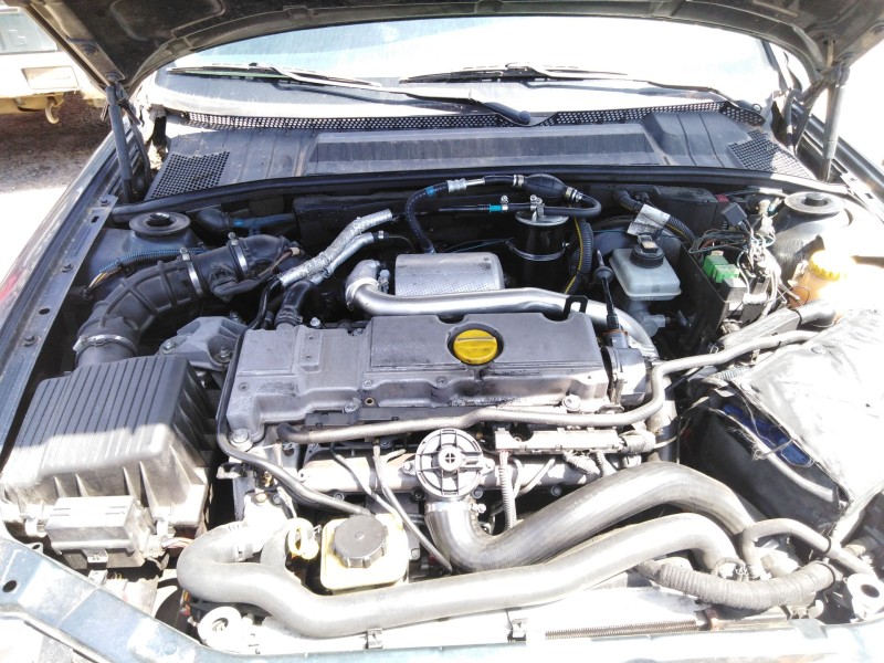 opel vectra b fastback (j96) del año 1997