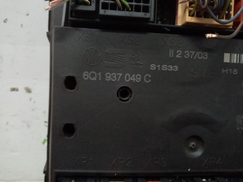 Recambio de caja reles / fusibles para seat ibiza (6l1) 1.4 16v referencia OEM IAM 6Q1937049C  