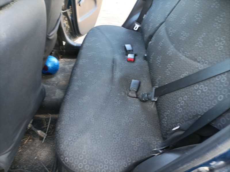 Recambio de asientos traseros para toyota yaris (_p1_) 1.0 (scp10_) referencia OEM IAM   