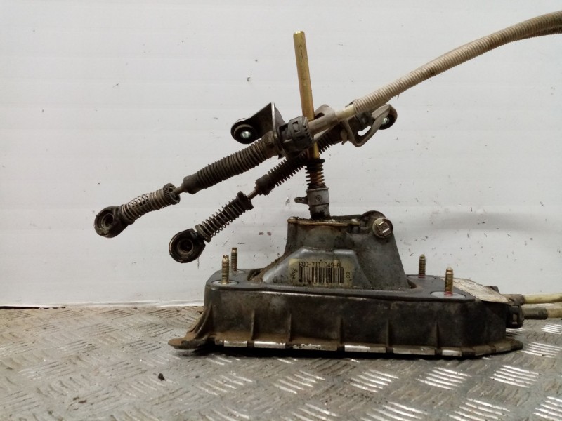 Recambio de palanca cambio para seat ibiza (6l1) 1.4 16v referencia OEM IAM 6Q0711049AL  