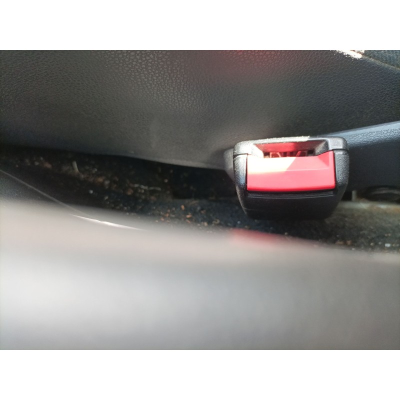 Recambio de pretensor airbag derecho para seat ibiza ii (6k1) 1.9 sdi referencia OEM IAM 0  