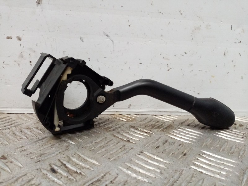 Recambio de mando limpia para seat cordoba 1.9 tdi dream referencia OEM IAM   