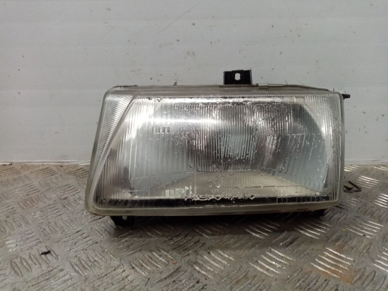 Recambio de faro izquierdo para seat cordoba 1.9 tdi dream referencia OEM IAM   