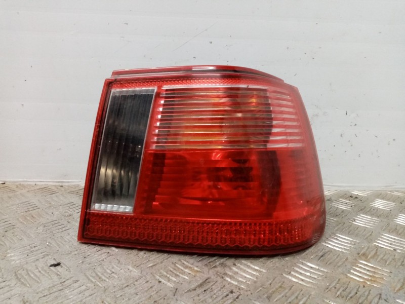 Recambio de piloto trasero derecho para seat ibiza (6k1) 1.9 sdi referencia OEM IAM   