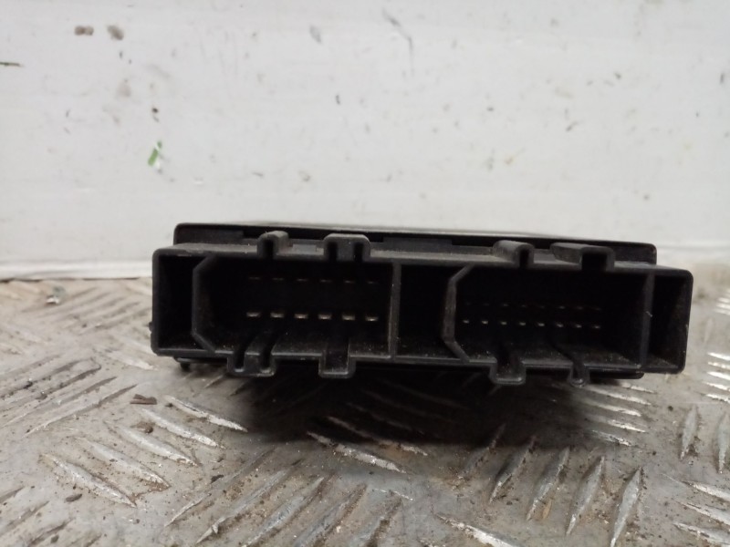 Recambio de centralita cierre para seat ibiza (6k1) 1.9 sdi referencia OEM IAM 6K0962258D  